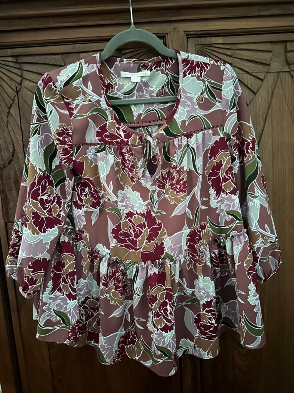 Cooper and Ella Floral Tiered Peasant Top with 3/4 sleeve Size S
